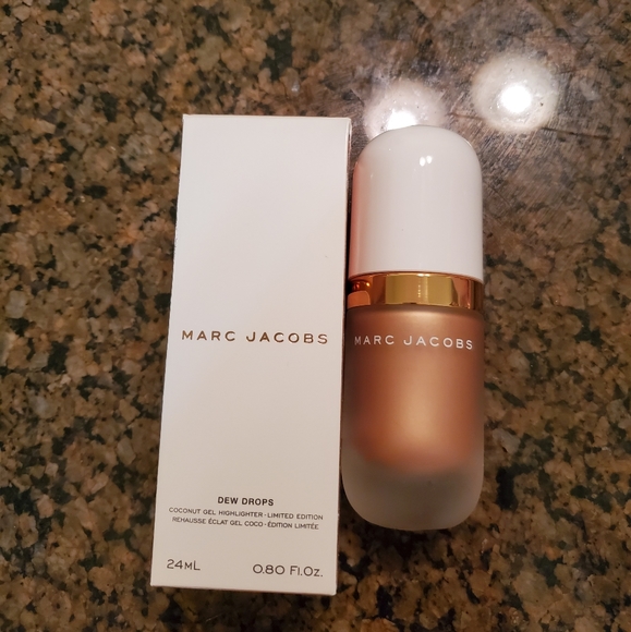SOLD- 🤩HP💕Marc Jacobs limited fantasy dewy drops - Picture 2 of 7